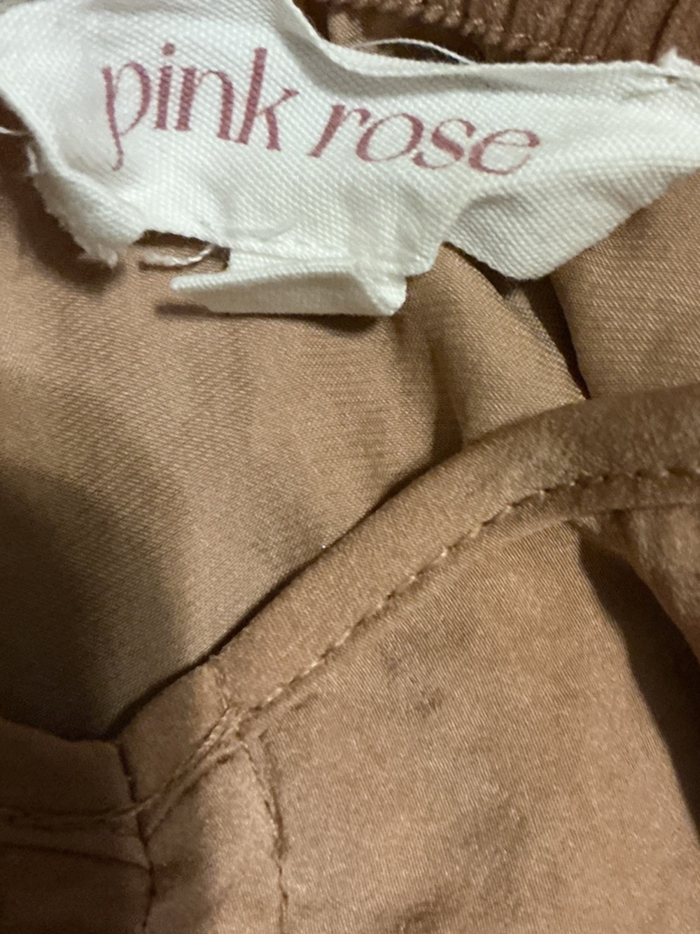 🌺Pink Rose Ruched Long-Sleeve Crop Top - Picture 3 of 4
